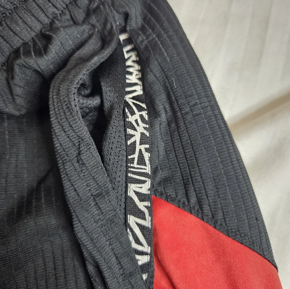 Nike Basketball Shorts With Pockets - Picture 2 of 4